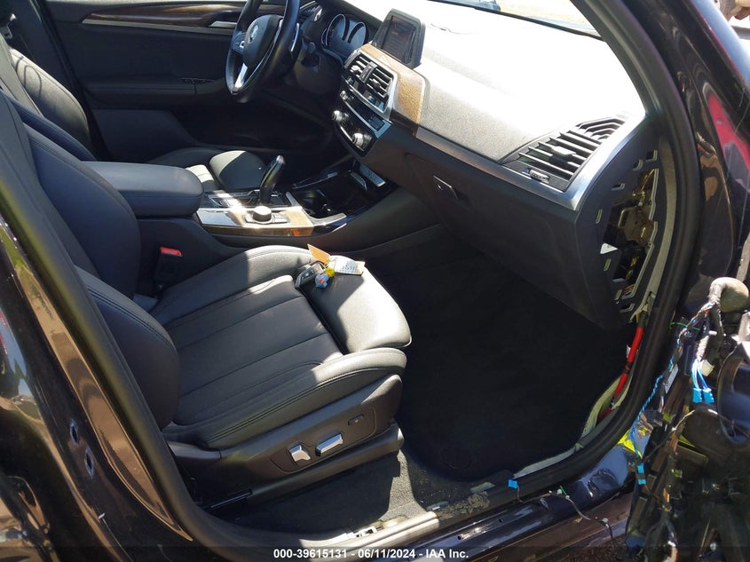 VIN 5UXTR9C53KLE15590 2019 BMW X3 XDRIVE30I