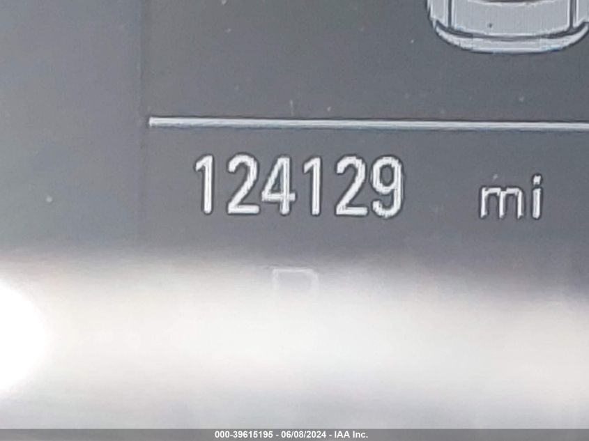 2016 Audi A4 2.0T Premium VIN: WAUBFAFLXGN005456 Lot: 39615195