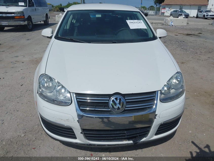 2010 Volkswagen Jetta Limited Edition VIN: 3VWAX7AJ1AM108008 Lot: 39615243