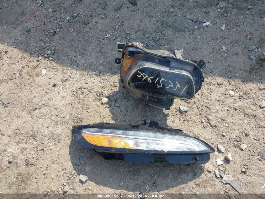 2016 Jeep Cherokee Latitude VIN: 1C4PJMCB5GW246498 Lot: 39615337