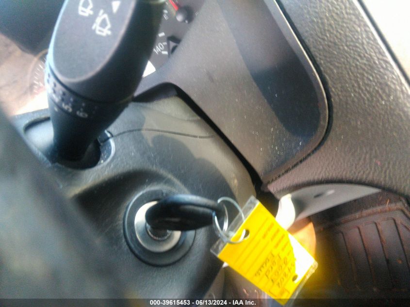 2007 Ford Focus S/Se/Ses VIN: 1FAHP34N67W234808 Lot: 39615453