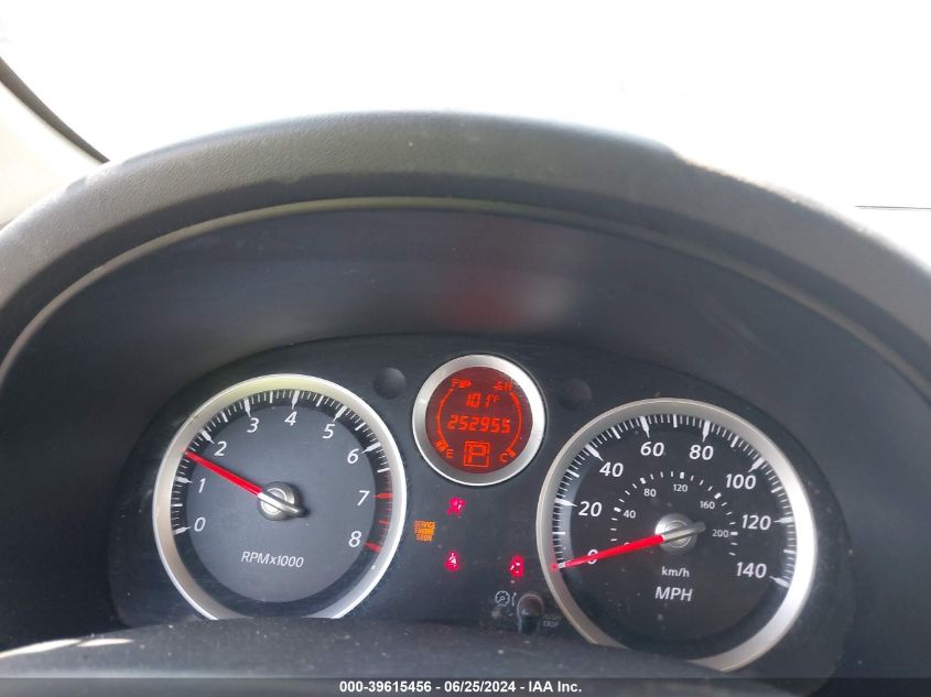 2011 Nissan Sentra 2.0S VIN: 3N1AB6AP8BL700967 Lot: 39615456