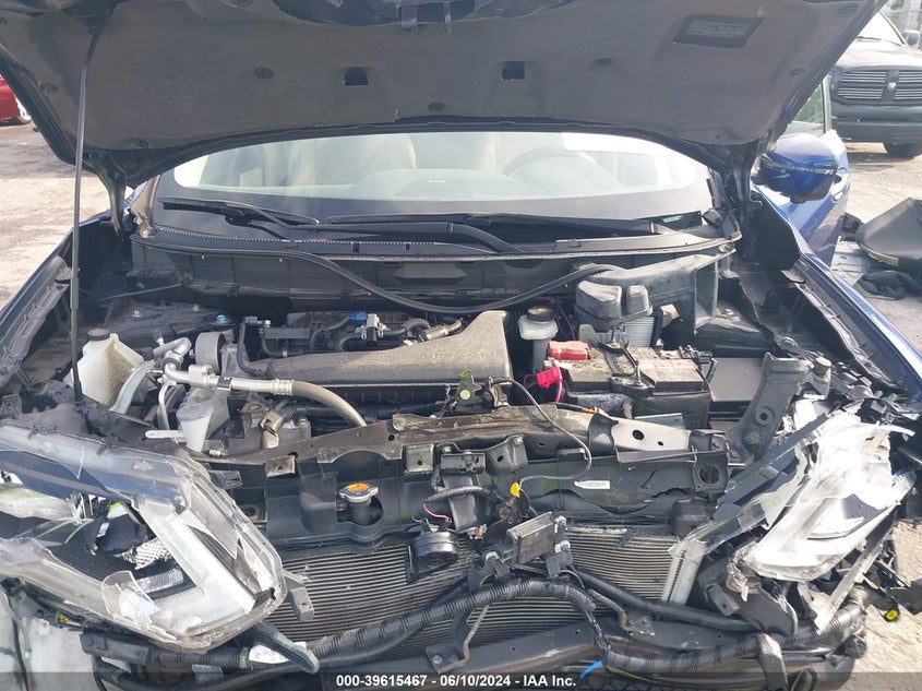 2018 Nissan Rogue Sv VIN: 5N1AT2MV7JC790311 Lot: 39615467