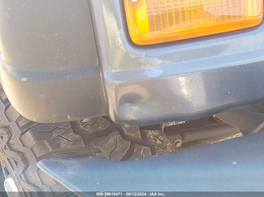 2002 Jeep Wrangler X VIN: 1J4FA39S22P713788 Lot: 39615471