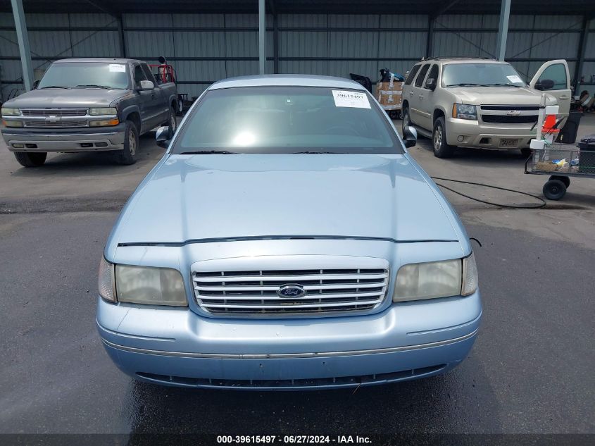 2FAFP74W51X131687 2001 Ford Crown Victoria Lx