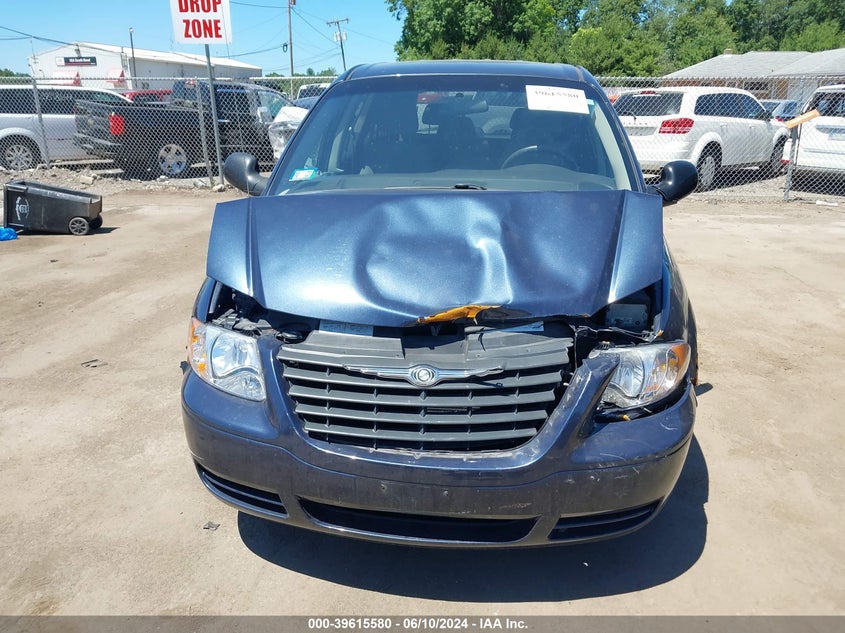 2007 Chrysler Town & Country VIN: 1A4GJ45R57B162600 Lot: 39615580