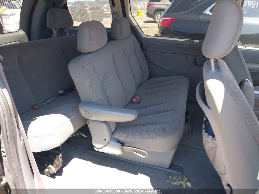 2007 Chrysler Town & Country VIN: 1A4GJ45R57B162600 Lot: 39615580