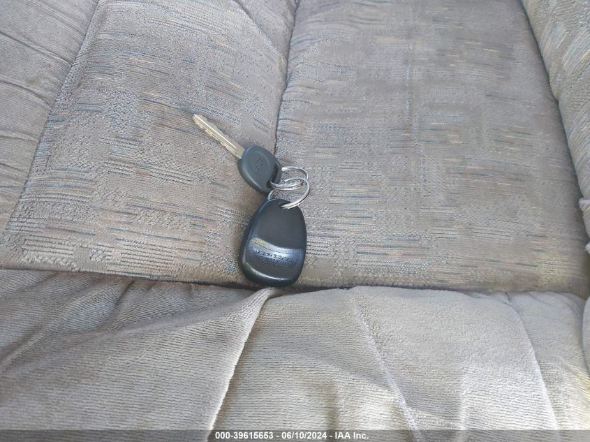 2000 Chevrolet Express Upfitter Pkg. VIN: 1GBFG15R1Y1201306 Lot: 39615653