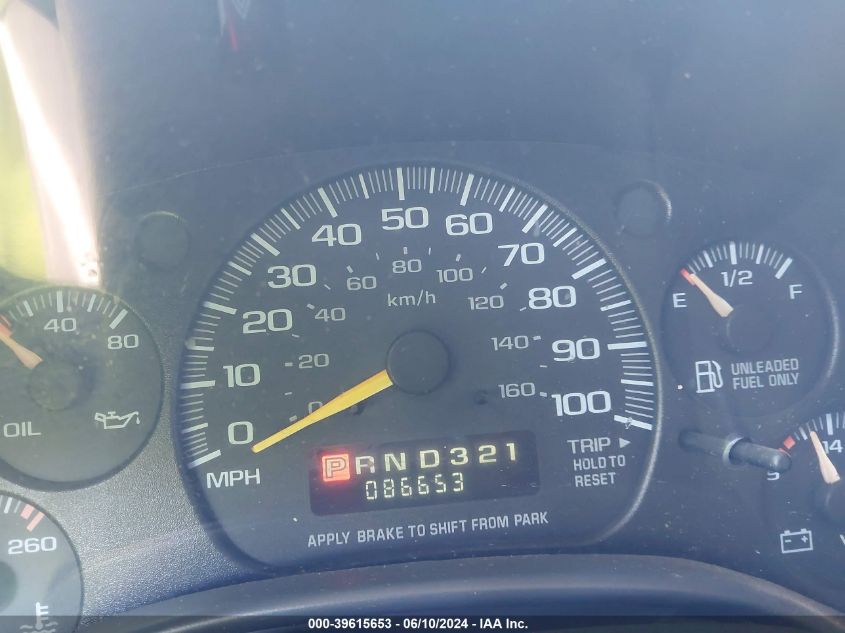 2000 Chevrolet Express Upfitter Pkg. VIN: 1GBFG15R1Y1201306 Lot: 39615653