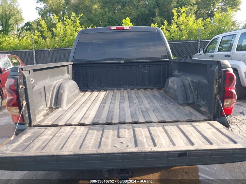 2004 Chevrolet Silverado 1500 Ls VIN: 2GCEK13T441402674 Lot: 39615752