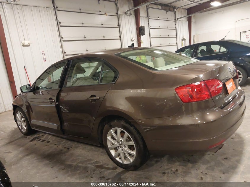 2012 Volkswagen Jetta 2.5L Se VIN: 3VWDP7AJ8CM357440 Lot: 39615762