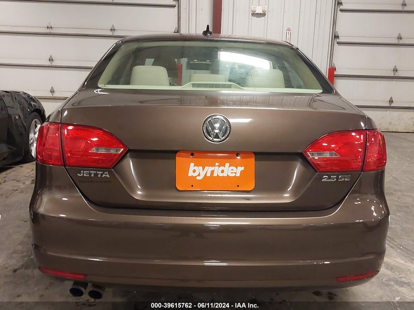 2012 Volkswagen Jetta 2.5L Se VIN: 3VWDP7AJ8CM357440 Lot: 39615762