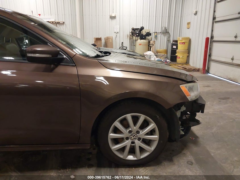 2012 Volkswagen Jetta 2.5L Se VIN: 3VWDP7AJ8CM357440 Lot: 39615762