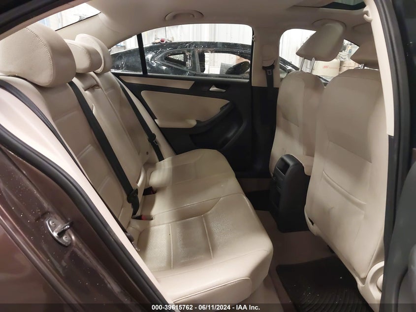 2012 Volkswagen Jetta 2.5L Se VIN: 3VWDP7AJ8CM357440 Lot: 39615762