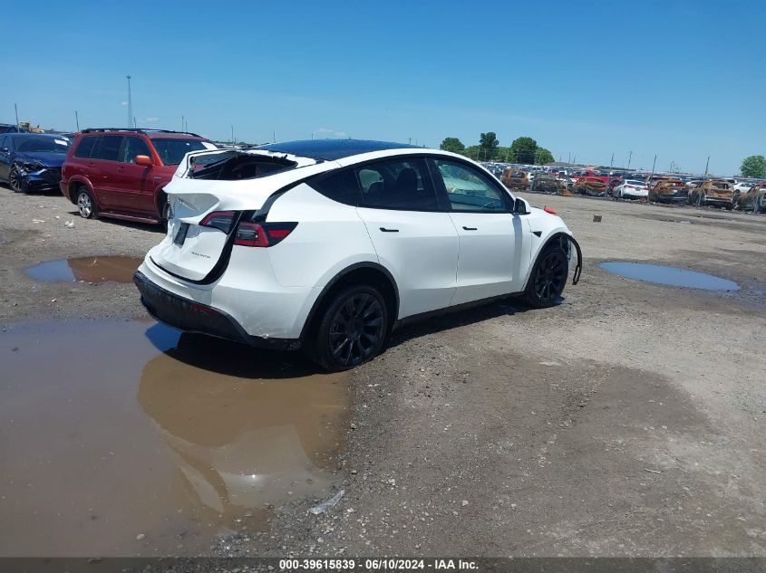 VIN 7SAYGDEE9PF753051 2023 TESLA MODEL Y no.4