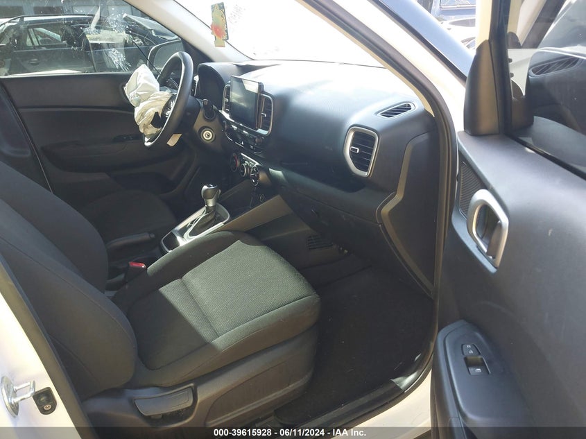 2021 Hyundai Venue Se VIN: KMHRB8A36MU106293 Lot: 39615928