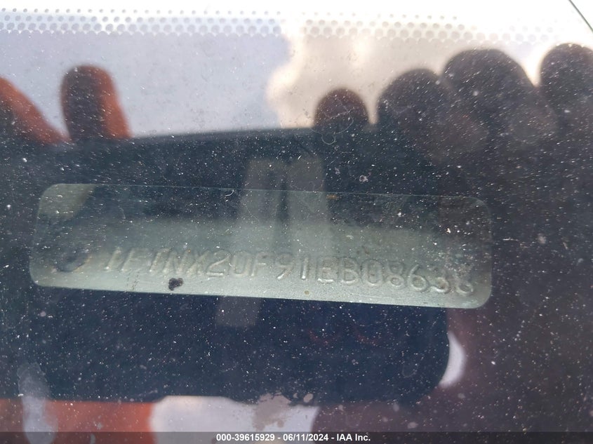 2001 Ford Super Duty F-250 Lariat/Xl/Xlt VIN: 1FTNX20F91EB08638 Lot: 39615929