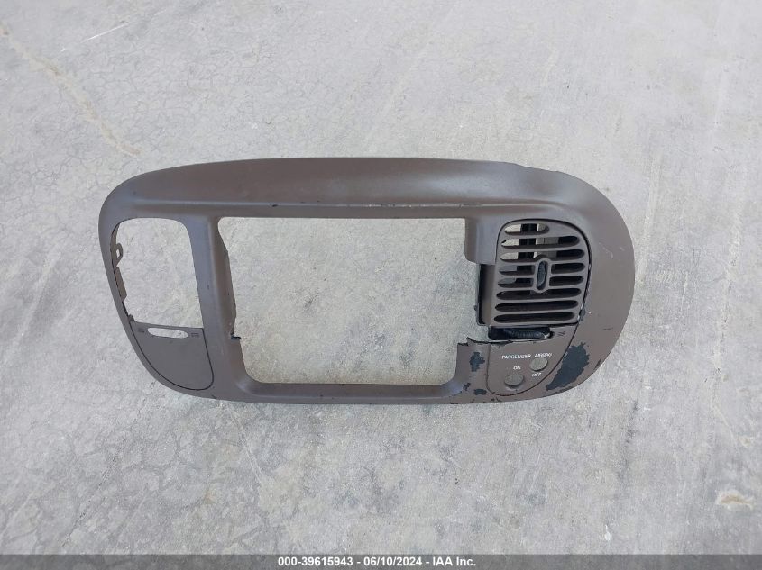 1999 Ford F-150 Work Series/Xl/Xlt VIN: 1FTZF1729XNC13447 Lot: 39615943