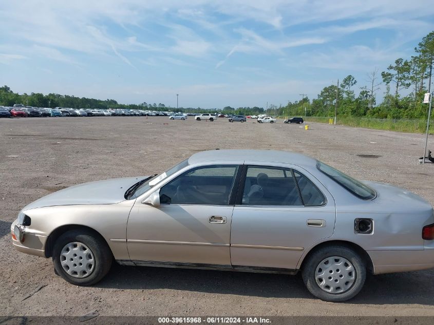 1996 Toyota Camry VIN: JT2DG12K8T0373065 Lot: 39615968