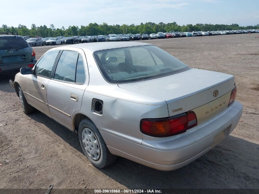 1996 Toyota Camry VIN: JT2DG12K8T0373065 Lot: 39615968