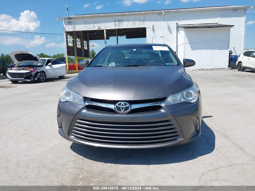 2016 Toyota Camry Xle VIN: 4T1BF1FK4GU560141 Lot: 39615976