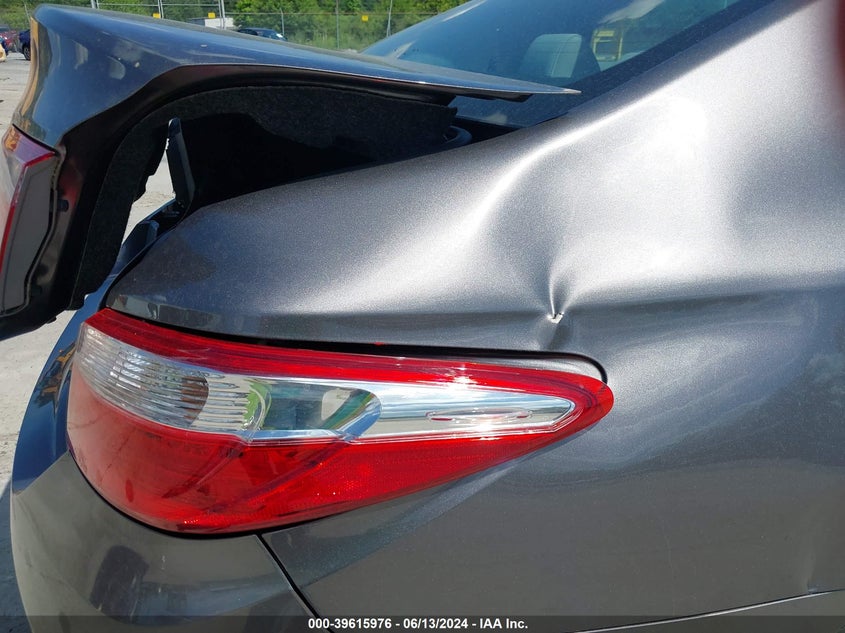 2016 Toyota Camry Xle VIN: 4T1BF1FK4GU560141 Lot: 39615976