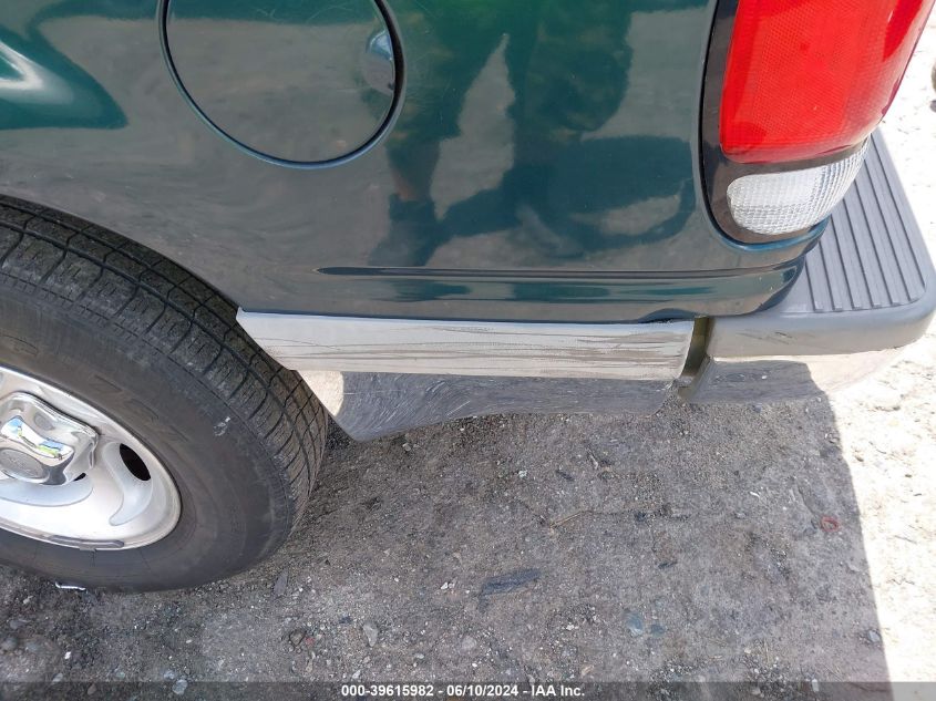 1996 Ford Explorer VIN: 1FMDU32X2TUC79865 Lot: 39615982