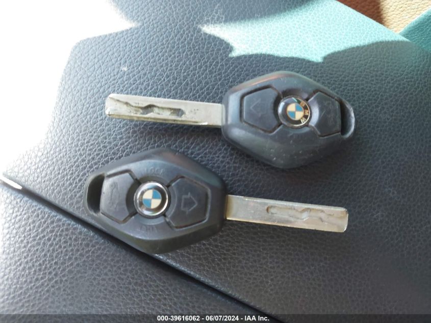 2005 BMW 545I VIN: WBANB33535CN63376 Lot: 39616062