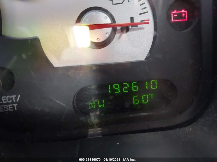 2002 Mercury Mountaineer VIN: 4M2ZU86E12ZJ08262 Lot: 39616070