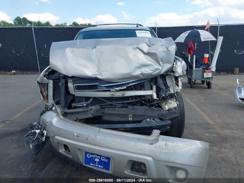 2007 Chevrolet Tahoe Ls VIN: 1GNFC13JX7R100695 Lot: 39616080