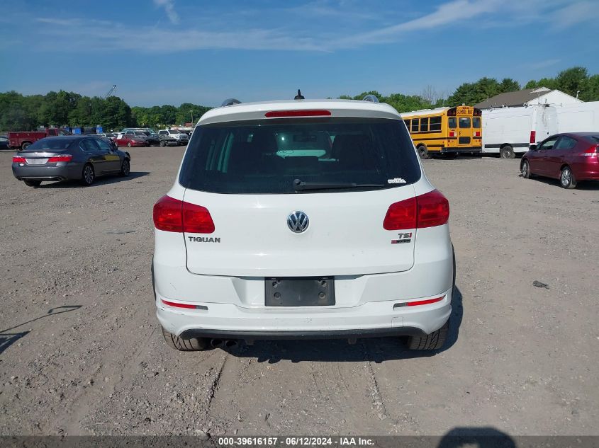 2017 Volkswagen Tiguan 2.0T Sport VIN: WVGUV7AX0HK023989 Lot: 39616157