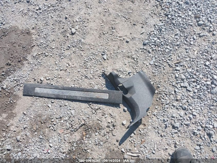 2008 GMC Yukon Slt VIN: 1GKFC13068J174362 Lot: 39616247