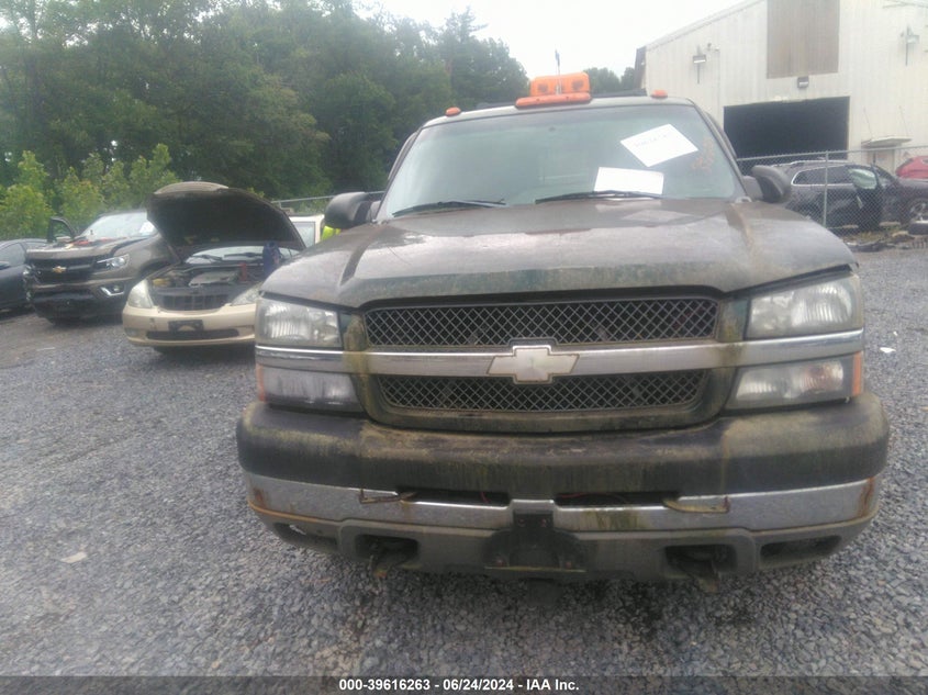 2003 Chevrolet Silverado 3500 Ls VIN: 1GCJK33143F132572 Lot: 39616263
