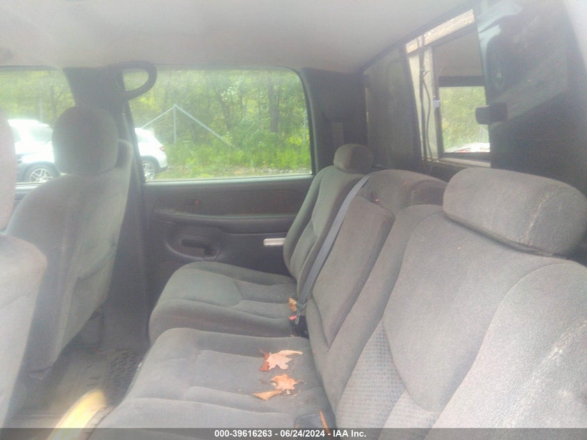 2003 Chevrolet Silverado 3500 Ls VIN: 1GCJK33143F132572 Lot: 39616263