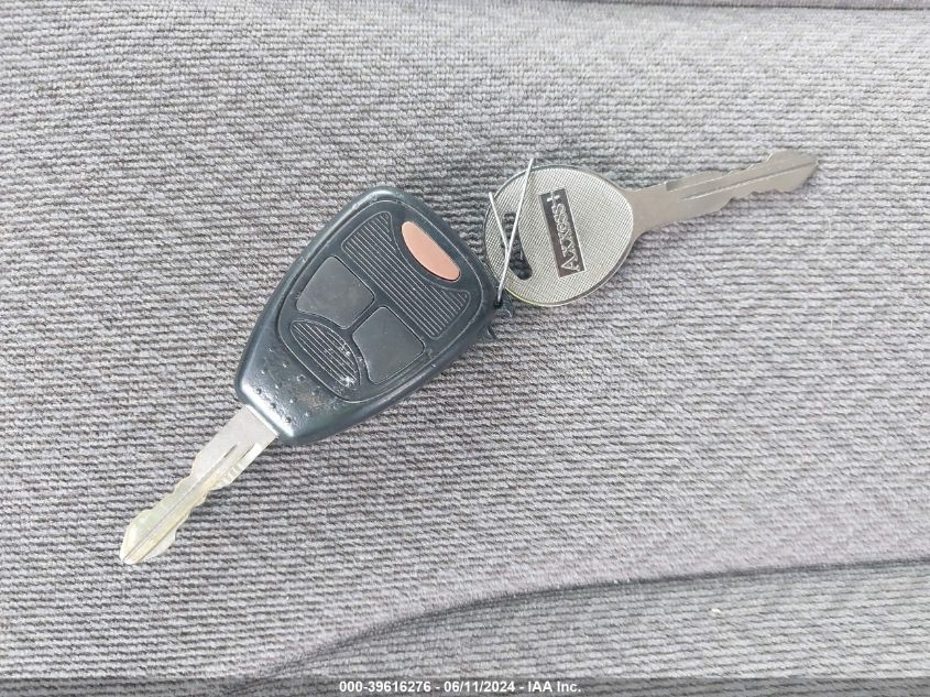 2006 Chrysler Town & Country Swb VIN: 1A4GP45R06B536253 Lot: 39616276