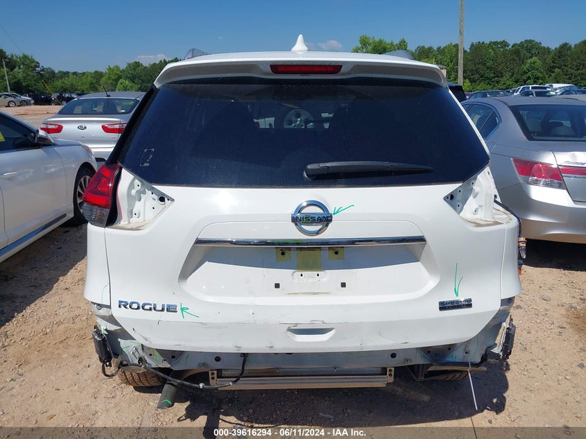 2020 NISSAN ROGUE S/SV - JN8AT2MT5LW003817