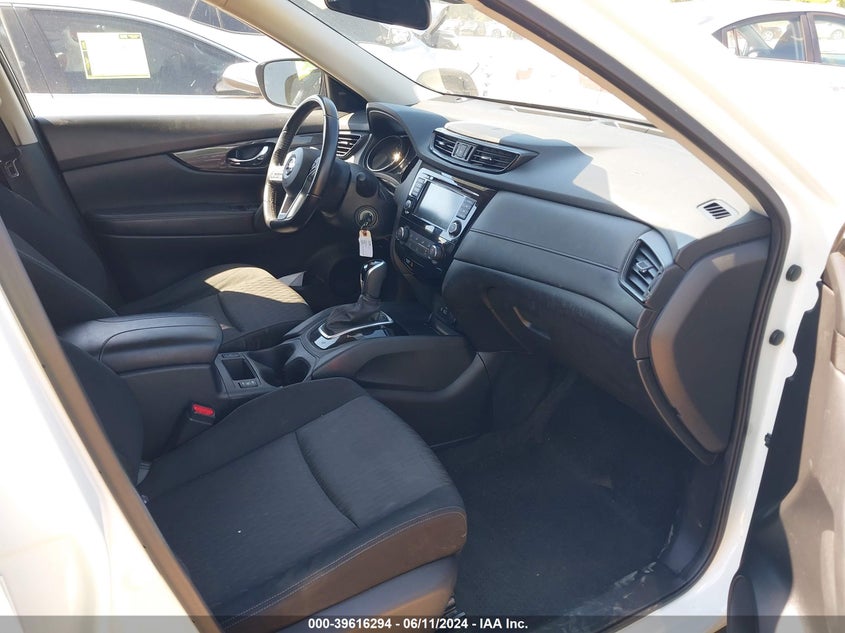 2020 NISSAN ROGUE S/SV - JN8AT2MT5LW003817