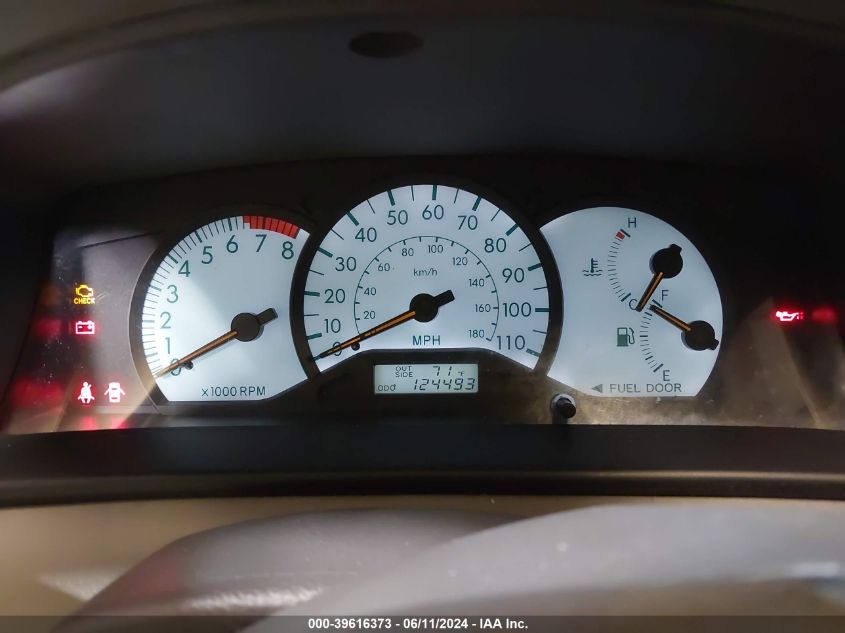 2003 Toyota Corolla Le VIN: 2T1BR32E03C112882 Lot: 39616373