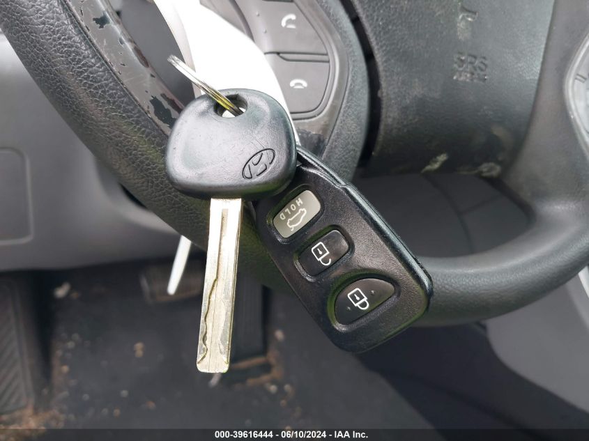 5NPEB4AC0BH077618 2011 Hyundai Sonata Gls