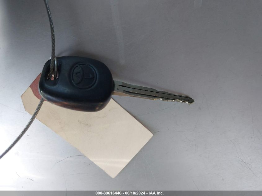 2005 Toyota Corolla Ce VIN: JTDBR32E852055719 Lot: 39616446