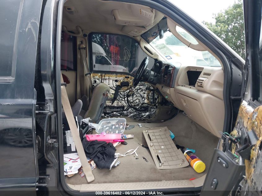 2005 Ford F-350 Lariat/Xl/Xlt VIN: 1FTWW33P65EA10495 Lot: 39616482