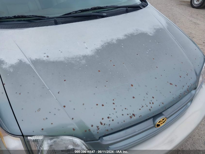 2000 Toyota Sienna Xle VIN: 4T3ZF13C5YU186403 Lot: 39616547