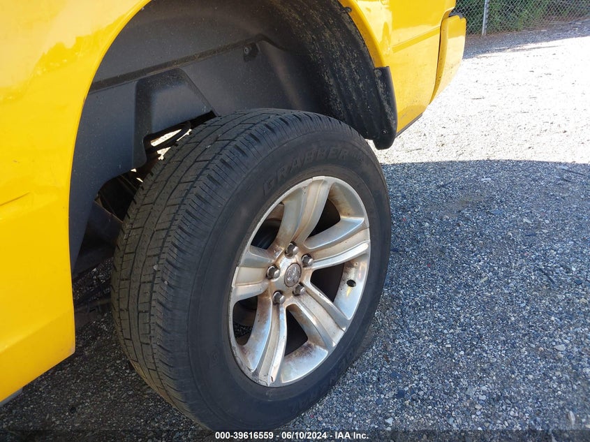 2016 RAM 1500 SPORT - 1C6RR7MTXGS329756