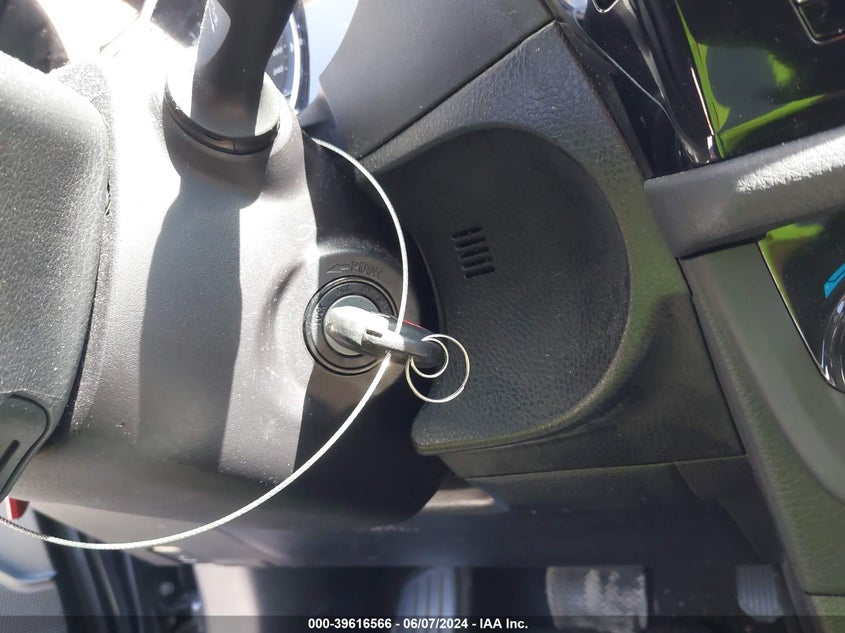 2016 Toyota Corolla Le Plus VIN: 2T1BURHEXGC698036 Lot: 39616566