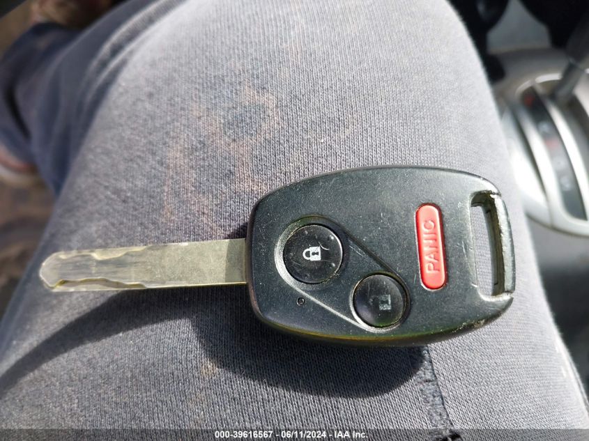 2008 Honda Fit Sport VIN: JHMGD38688S024820 Lot: 39616567