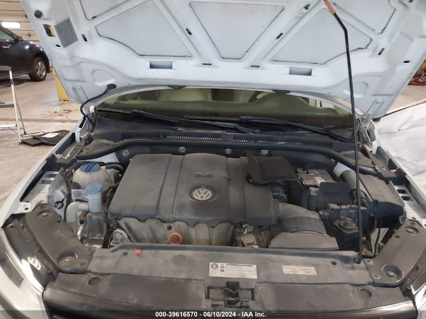 2013 VOLKSWAGEN JETTA SE - 3VWDP7AJ4DM363253