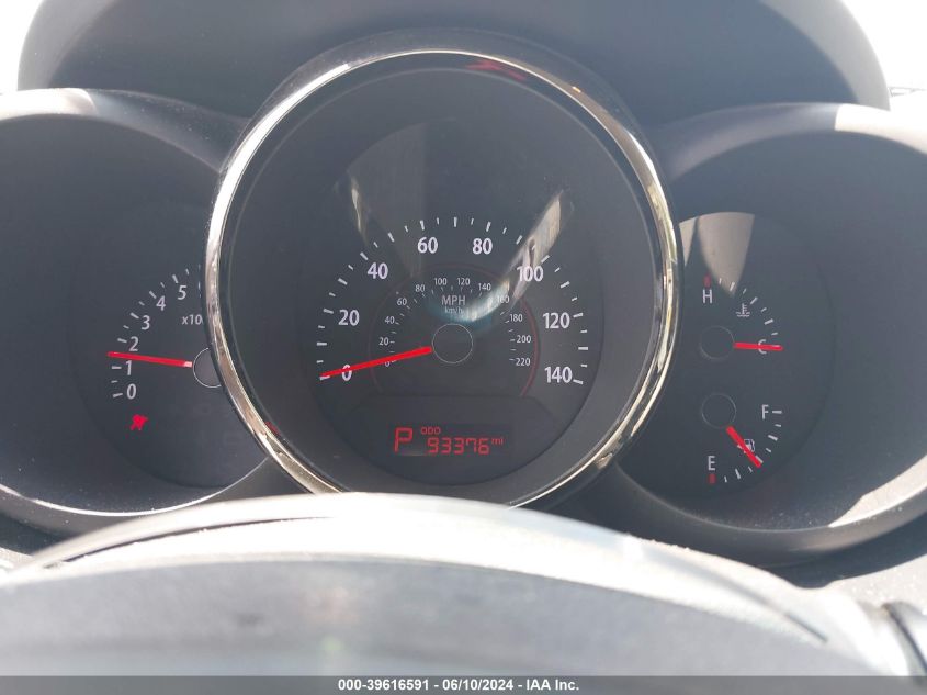 2010 Kia Soul + VIN: KNDJT2A22A7120530 Lot: 39616591