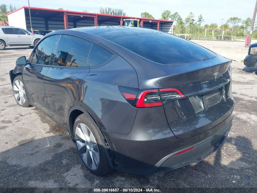 2024 Tesla Model Y Long Range Dual Motor All-Wheel Drive VIN: 7SAYGDEE2RA246055 Lot: 39616657