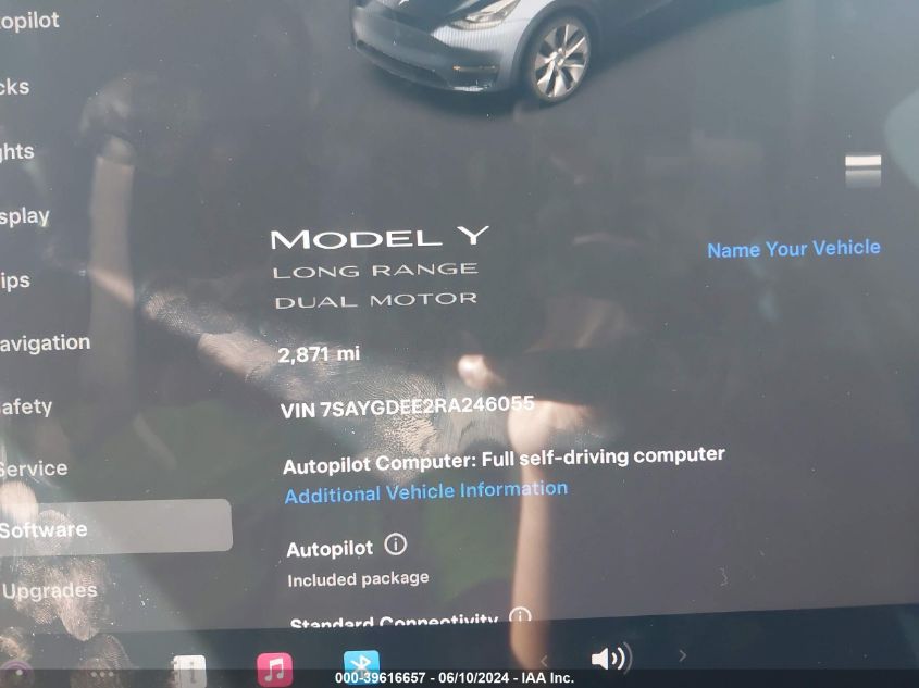 2024 Tesla Model Y Long Range Dual Motor All-Wheel Drive VIN: 7SAYGDEE2RA246055 Lot: 39616657