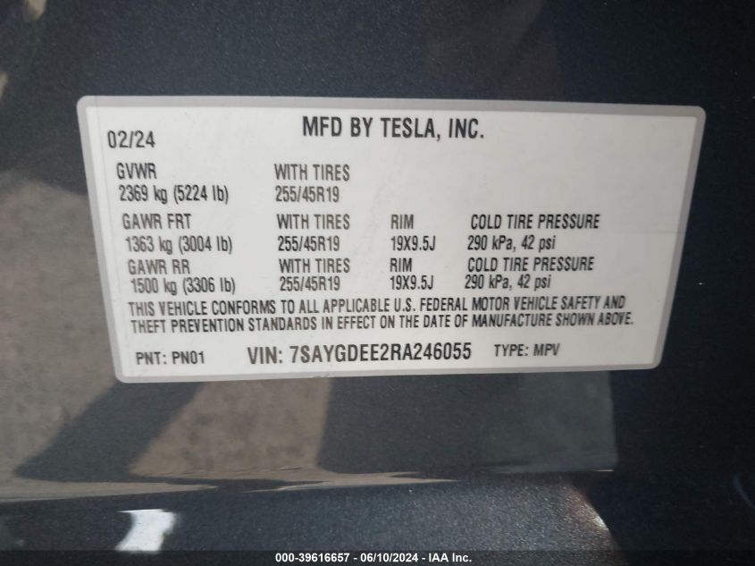 2024 Tesla Model Y Long Range Dual Motor All-Wheel Drive VIN: 7SAYGDEE2RA246055 Lot: 39616657